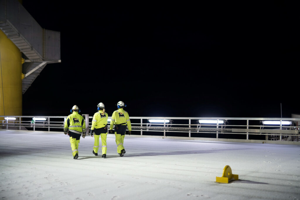 Offshore workers on the Goliat platform