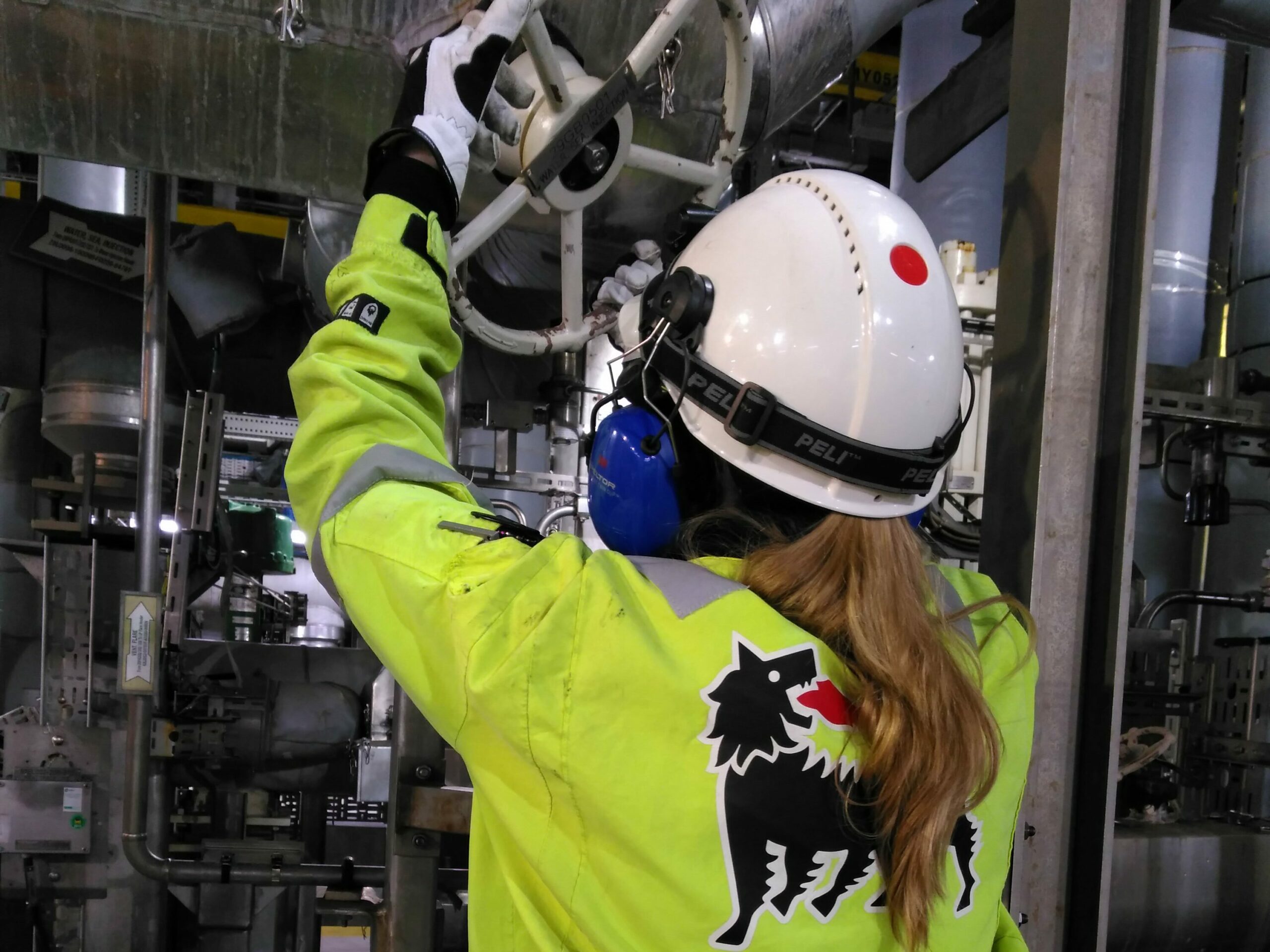 Agnete Svanholm, a Process Operator apprentice within oil and gas at Vår Energi shares her experience with the offshore lifestyle